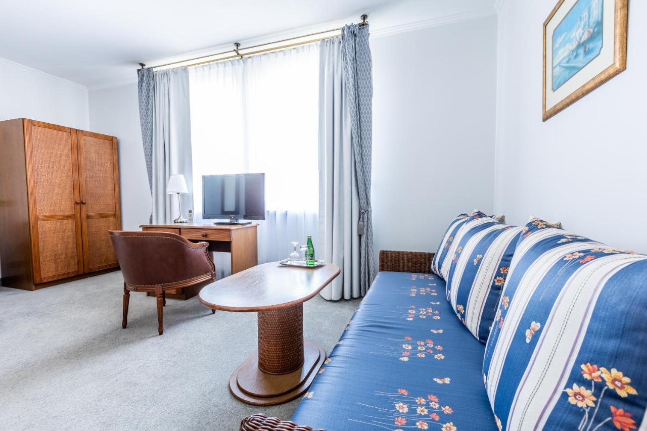 Hotel Pod Zlota Roza Kielce Exteriér fotografie
