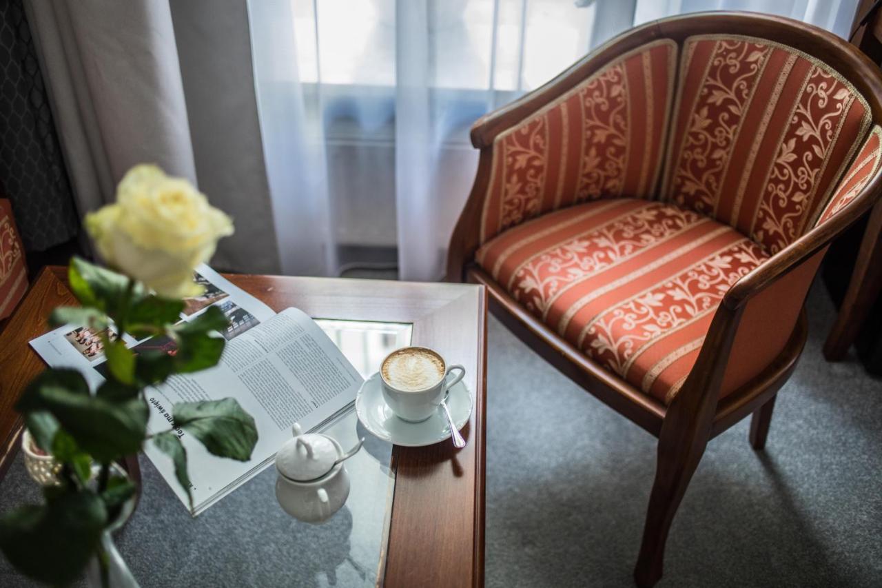 Hotel Pod Zlota Roza Kielce Exteriér fotografie